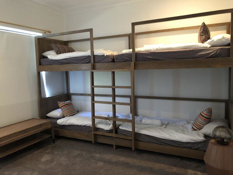 Caves Road Guest Houses - Mackay Tourism 20