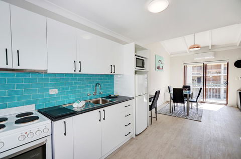 West Beach Lagoon 218 - Outstanding Value! - Mackay Tourism 7