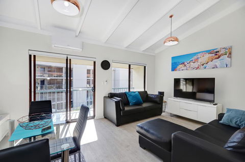 West Beach Lagoon 218 - Outstanding Value! - Mackay Tourism 9