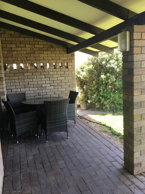 Geraldton Holliday Villas - Mackay Tourism 36