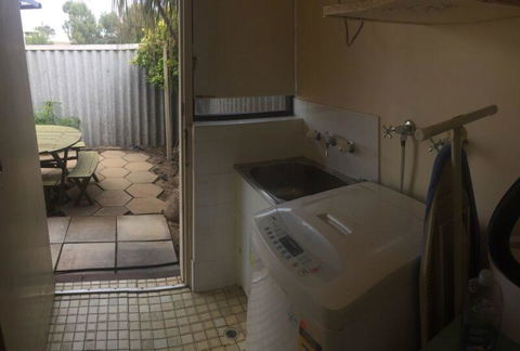 Geraldton Holliday Villas - Mackay Tourism 17