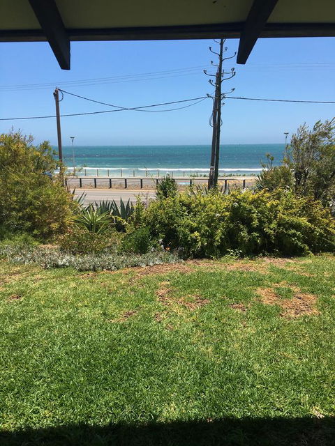 Geraldton Holliday Villas - Mackay Tourism 34