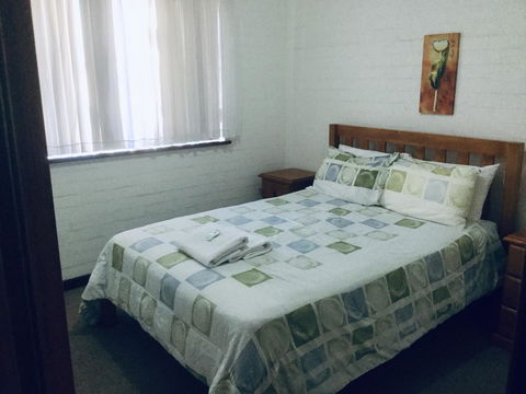 Geraldton Holliday Villas - Mackay Tourism 28