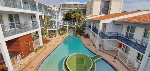 West Beach Lagoon 107 - Great Value - Mackay Tourism 0
