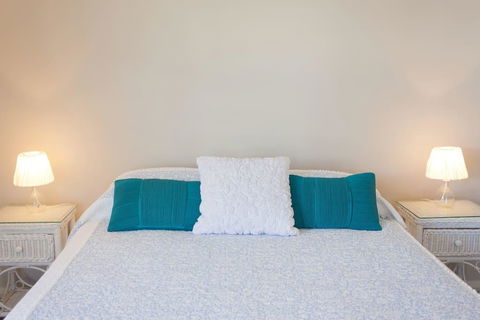 Fremantle Local Beach Studio - Mackay Tourism 7