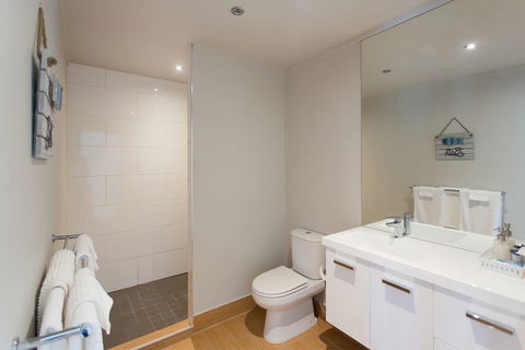 Fremantle Local Beach Studio - Mackay Tourism 19