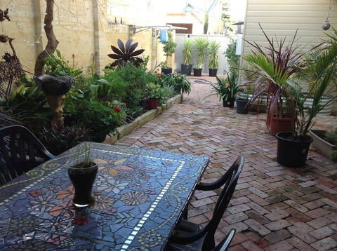 Fremantle Local Beach Studio - Mackay Tourism 23