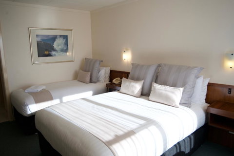SureStay Hotel By Best Western The Clarence On Melville - Mackay Tourism 0