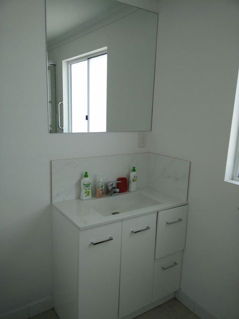 DIANELLA Budget Rooms Happy Place To Stay - Mackay Tourism 11