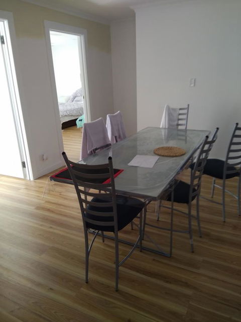 DIANELLA Budget Rooms Happy Place To Stay - Mackay Tourism 34