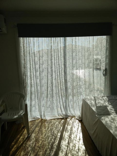 DIANELLA Budget Rooms Happy Place To Stay - Mackay Tourism 18