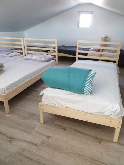 DIANELLA Budget Rooms Happy Place To Stay - Mackay Tourism 20