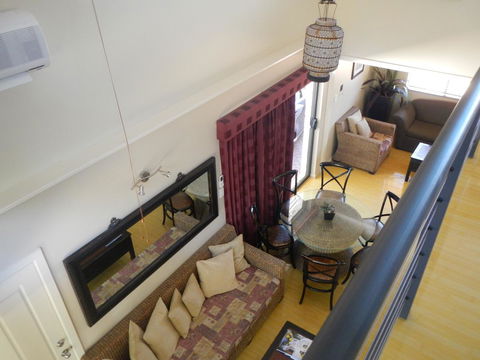 Dunsborough Luxury Villa - Mackay Tourism 6