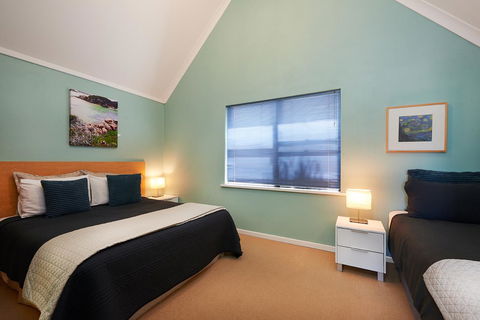 Albany Harbourside Apartments And Houses - Mackay Tourism 8
