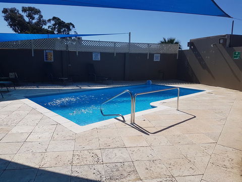 Mandurah Foreshore Motel - Mackay Tourism 5