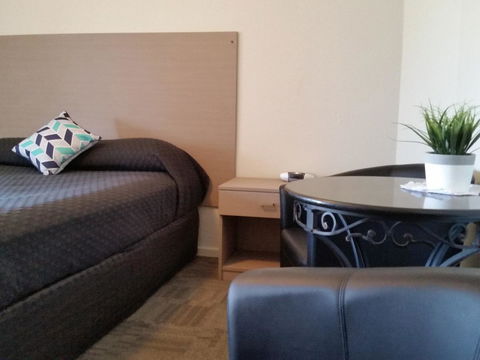 Mandurah Foreshore Motel - Mackay Tourism 9