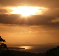 Innisfree Mountain Retreat - Mackay Tourism