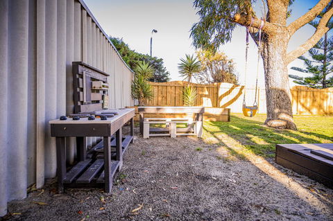 The Bothy Lancelin Family Retreat - Mackay Tourism 10