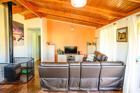 The Bothy Lancelin Family Retreat - Mackay Tourism 4