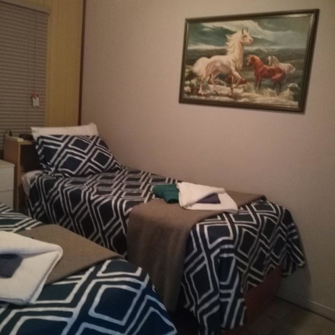 Don\'t Worry Be Happy - Mackay Tourism 14