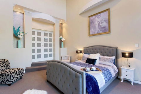 Sorrento Beach Manor - Mackay Tourism 15