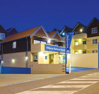 Hillarys Harbour Resort - Mackay Tourism
