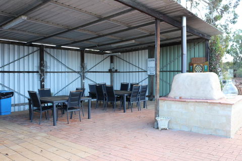 Kendenup Cottages And Lodge - Mackay Tourism 41