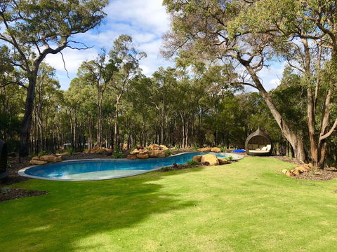 Amaroo Retreat & Spa - Mackay Tourism 3