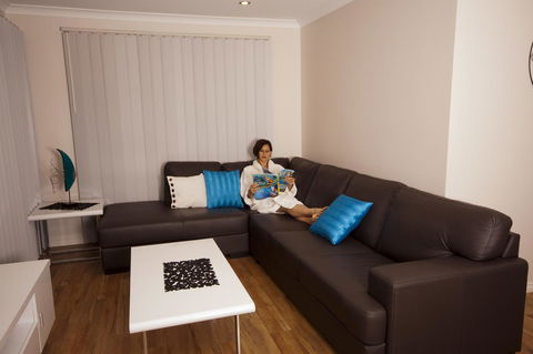 Cape Villas - Mackay Tourism 1