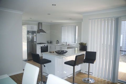 Cape Villas - Mackay Tourism 4