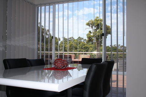 Cape Villas - Mackay Tourism 24