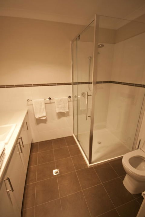 Cape Villas - Mackay Tourism 29