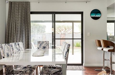 Starboard Drift - Captain & Crew - In Town Entire House For 8 - Mackay Tourism 10