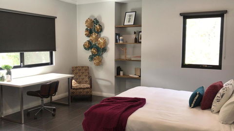 Starboard Drift - Captain & Crew - In Town Entire House For 8 - Mackay Tourism 29