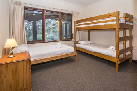 53 Martina Drive - Mackay Tourism 25