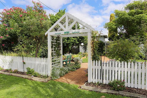 Jacaranda Guest House - Mackay Tourism 2