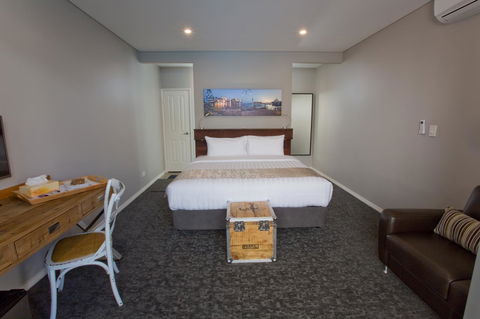 Fremantle Boutique Accommodation - Maand Up - Mackay Tourism 35