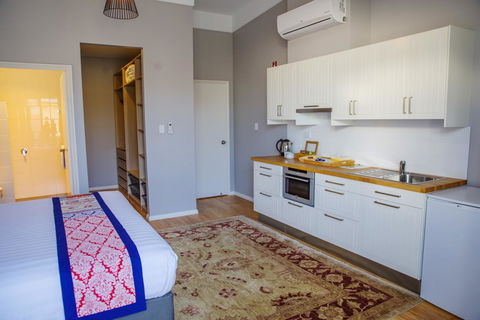 Fremantle Boutique Accommodation - Maand Up - Mackay Tourism 12