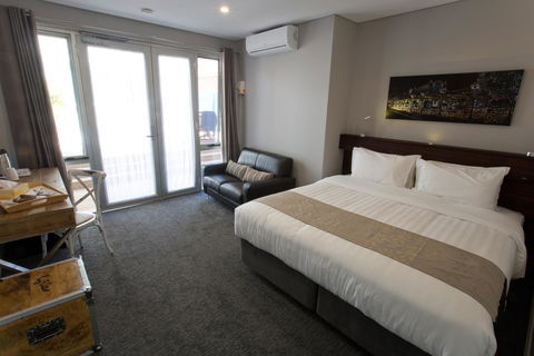Fremantle Boutique Accommodation - Maand Up - Mackay Tourism 10