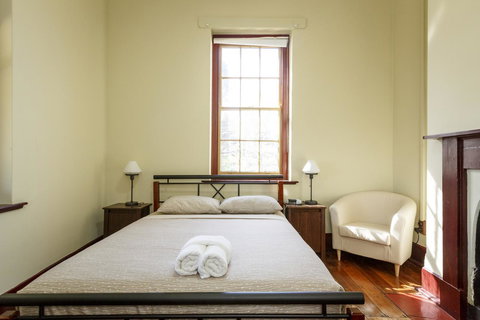 Fremantle Colonial Cottages - Mackay Tourism 21