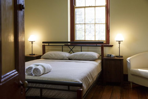 Fremantle Colonial Cottages - Mackay Tourism 7