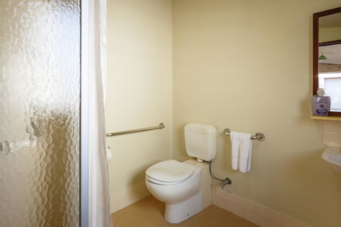 Fremantle Colonial Cottages - Mackay Tourism 23