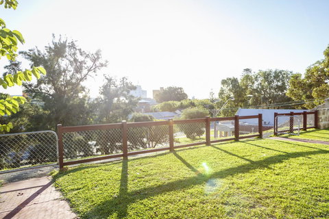 Fremantle Colonial Cottages - Mackay Tourism 12