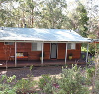 Francisca's Cottage - Mackay Tourism