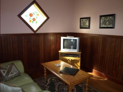 Pemberton Old Picture Theatre Holiday Apartments - Mackay Tourism 42