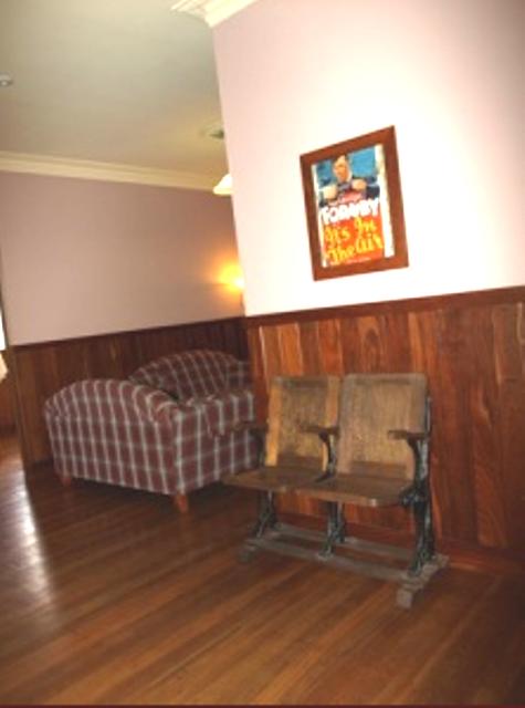 Pemberton Old Picture Theatre Holiday Apartments - Mackay Tourism 23