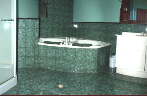 Pemberton Old Picture Theatre Holiday Apartments - Mackay Tourism 22