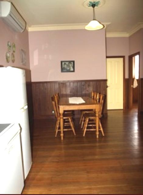 Pemberton Old Picture Theatre Holiday Apartments - Mackay Tourism 11