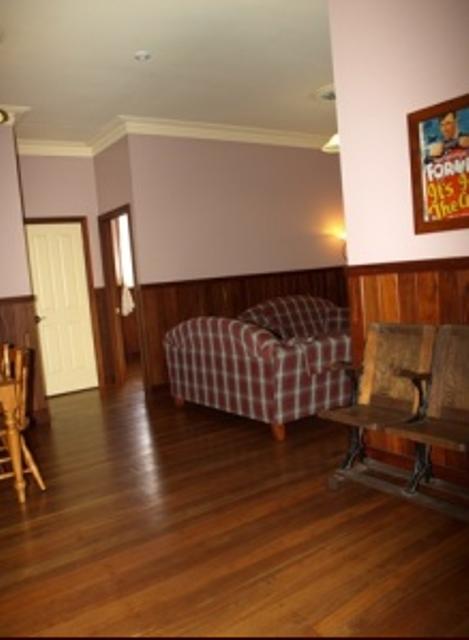 Pemberton Old Picture Theatre Holiday Apartments - Mackay Tourism 27