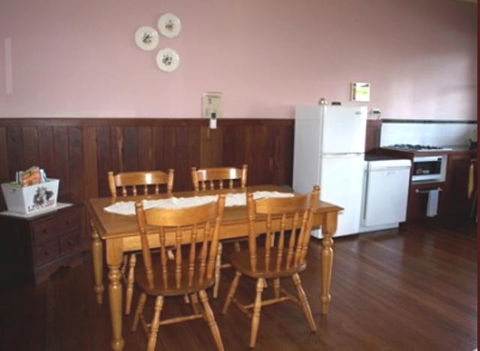 Pemberton Old Picture Theatre Holiday Apartments - Mackay Tourism 28